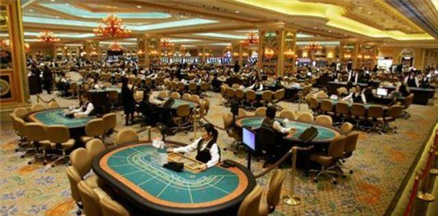 2048年澳门精准正版免费大全，揭秘未来赌场娱乐的神秘面纱2024澳门精准正版免费大全涵盖了广