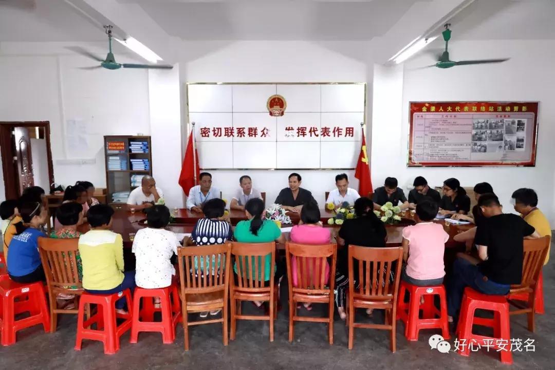 学校食堂招聘女工—3000元月薪，共筑温馨就餐环境学校食堂招聘女工3000元茂名