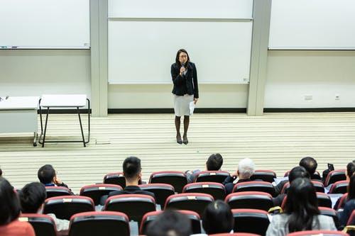 免费电子版个人简历模板，打造专业第一印象的秘诀简历模板个人简历电子版免费可编辑