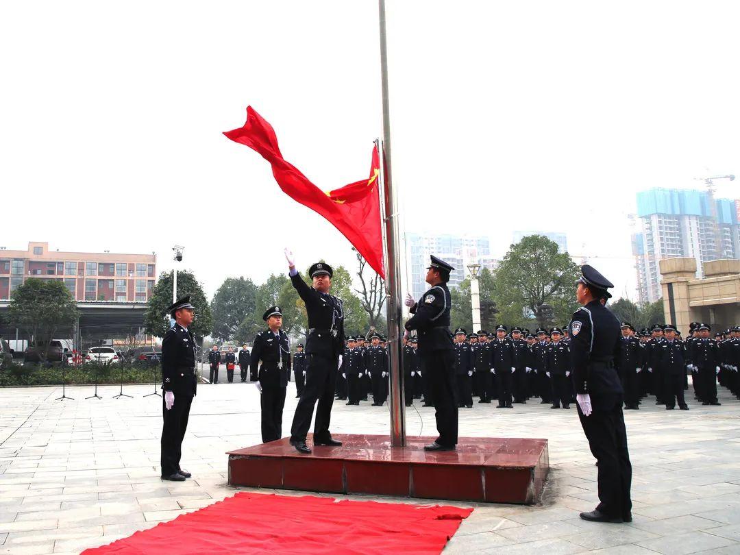 探索中国平安，金融巨擘的稳健之路中国平安保险