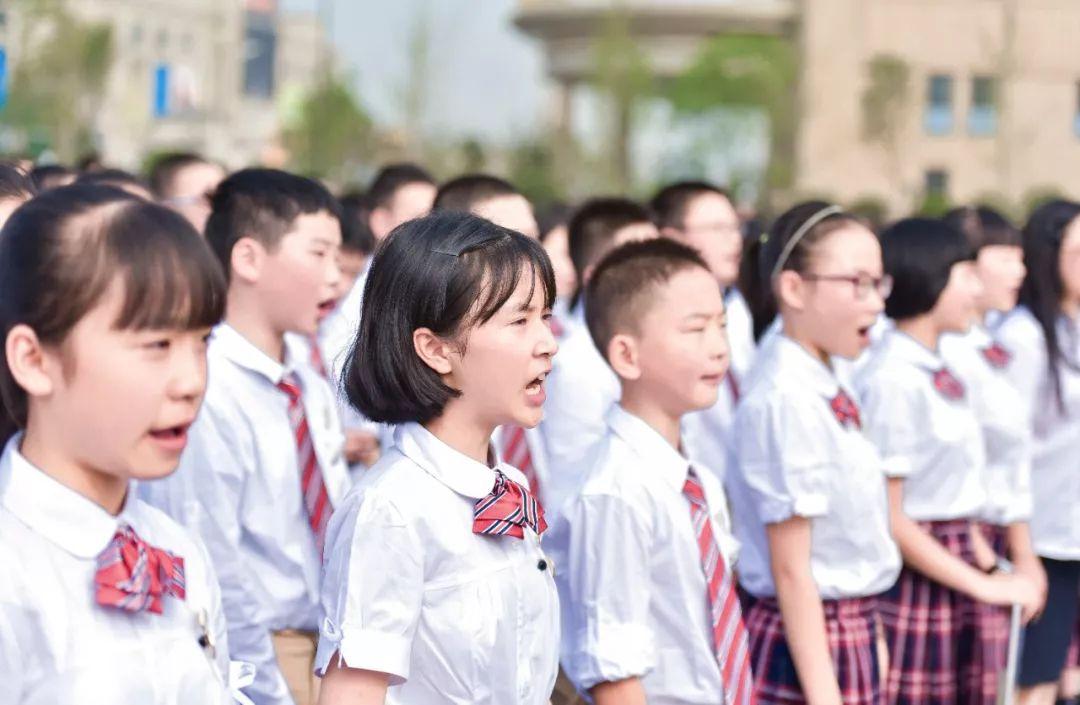 英语培训机构前十名，选择最适合你的语言学习伙伴成都英语培训机构前十名
