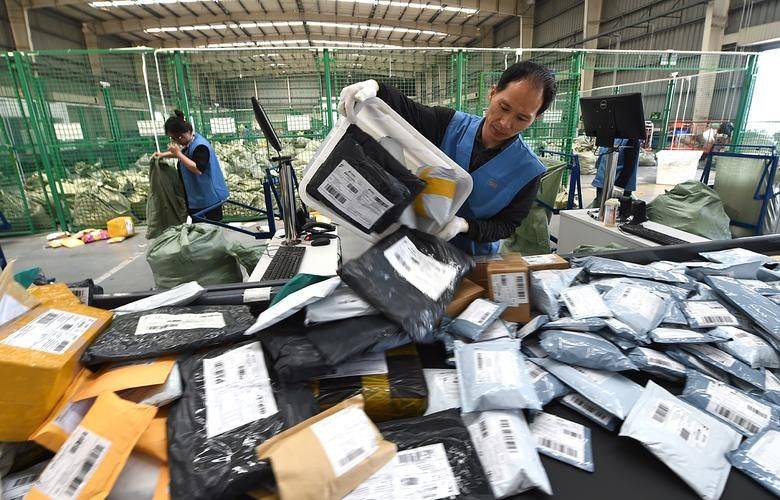 邮政急招晚班分拣员，夜幕下的速度与激情邮政急招晚班分拣员累吗