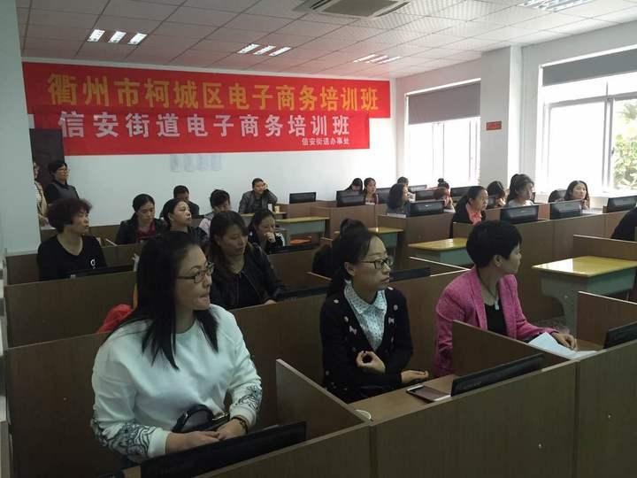 附近哪里招工,探索8小时工作制的就业机会附近找工作8小时白班
